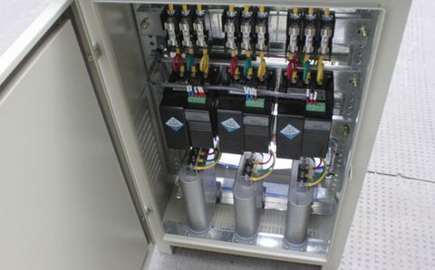 為什么大多數(shù)電力電容器的額定電壓會選擇450V或480V？